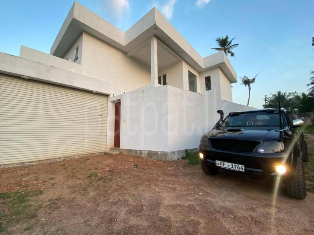 House for Sale in Hokandara ads-image-1