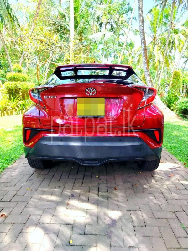 Toyota CHR 2017 - Used SUV sale in Sri Lanka - patpat.lk