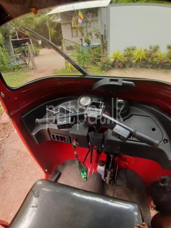 Bajaj 4 stroke 2011 - භාවිතා කරන ලද ත්‍රිරෝද රථය sale in Sri Lanka - patpat.lk