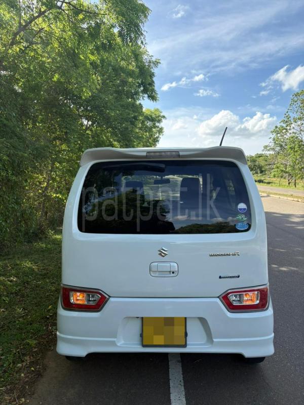 Suzuki Wagon R 2018 - பயன்படுத்தப்பட்டது கார் sale in Sri Lanka - patpat.lk