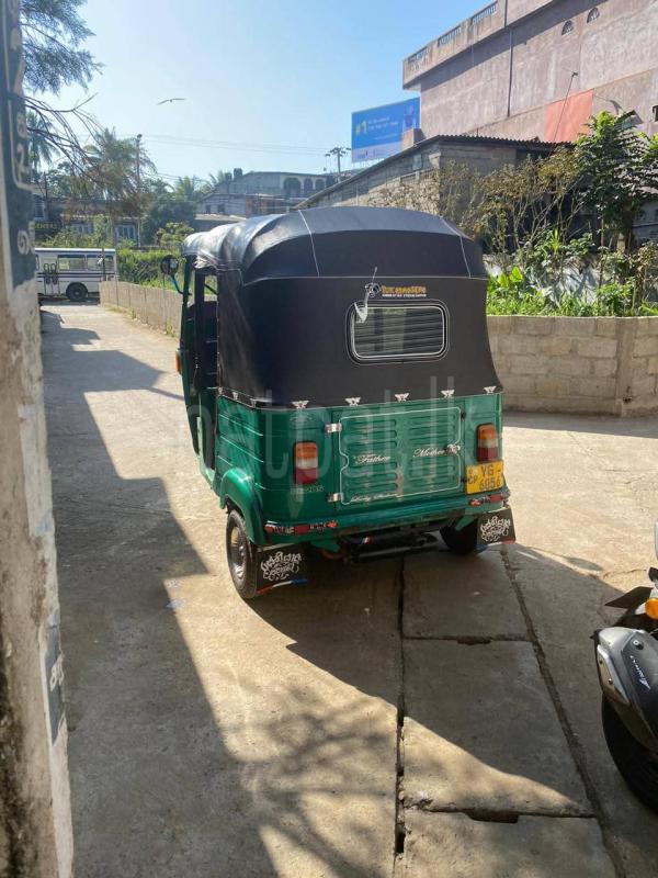 Advertisement image 6