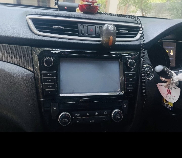Nissan X Trail 2015 - Used SUV sale in Sri Lanka - patpat.lk