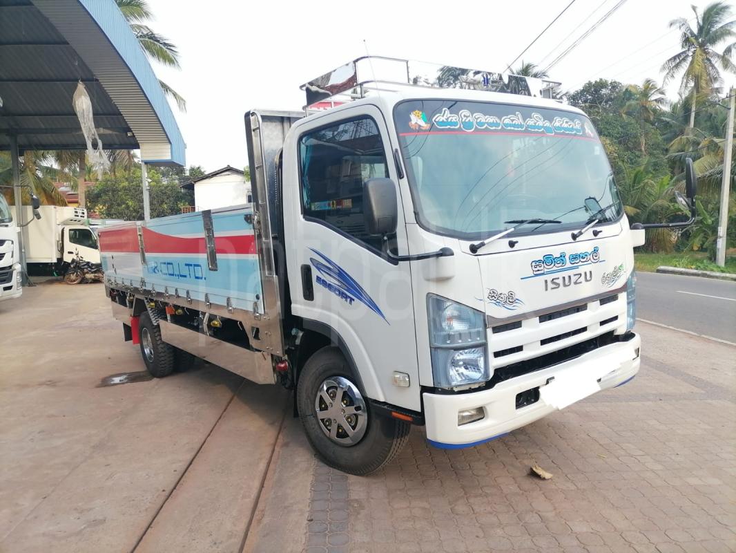 Advertisement image 6