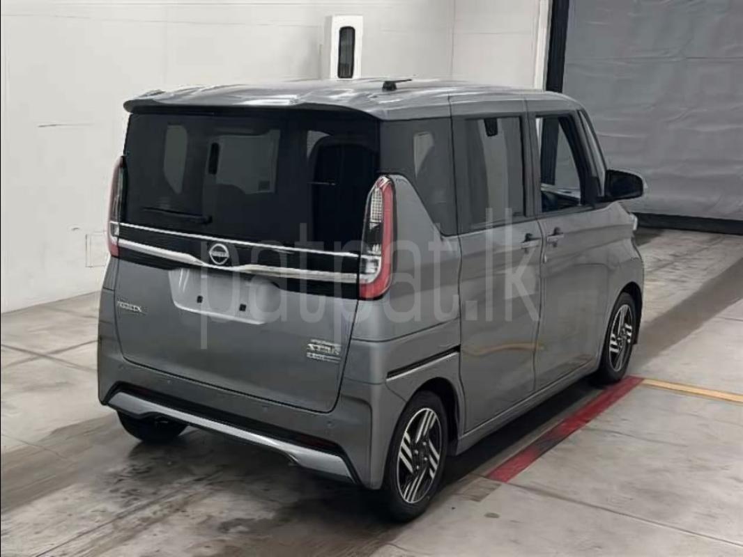 Advertisement image 6