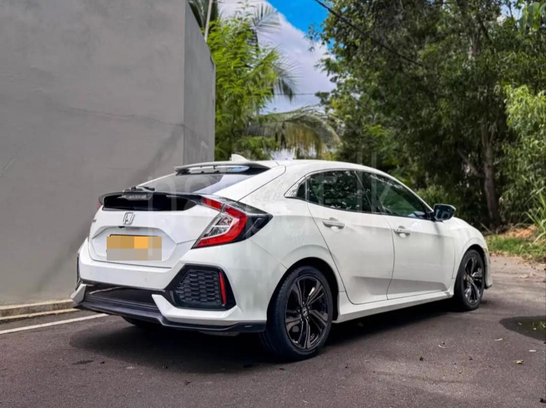 Honda Civic 2018 - பயன்படுத்தப்பட்டது கார் sale in Sri Lanka - patpat.lk