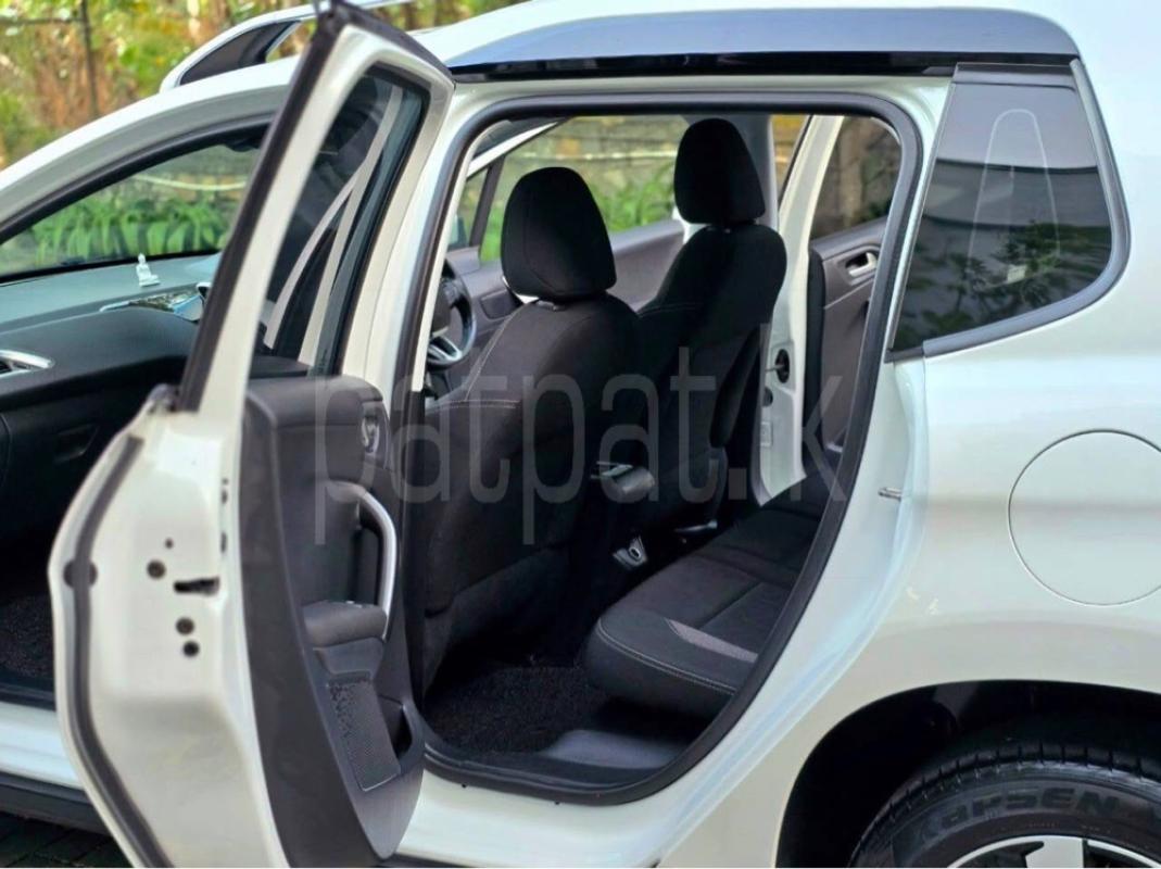 Advertisement image 6