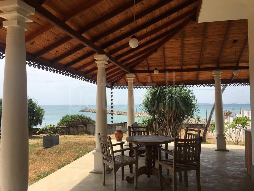 Hotel for Sale in Devinuwara (Dondra) ads-image-1