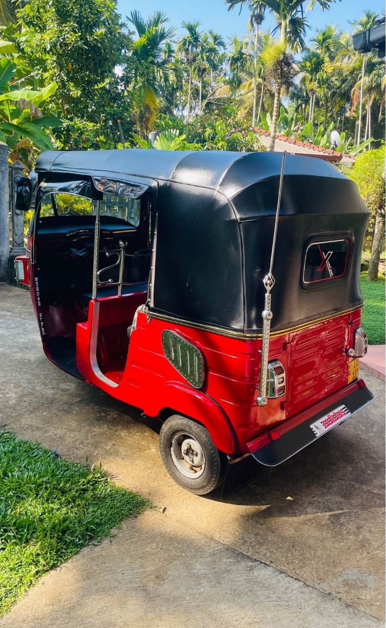 Bajaj Three Wheel 2013 - Used Three wheeler sale in Sri Lanka - patpat.lk