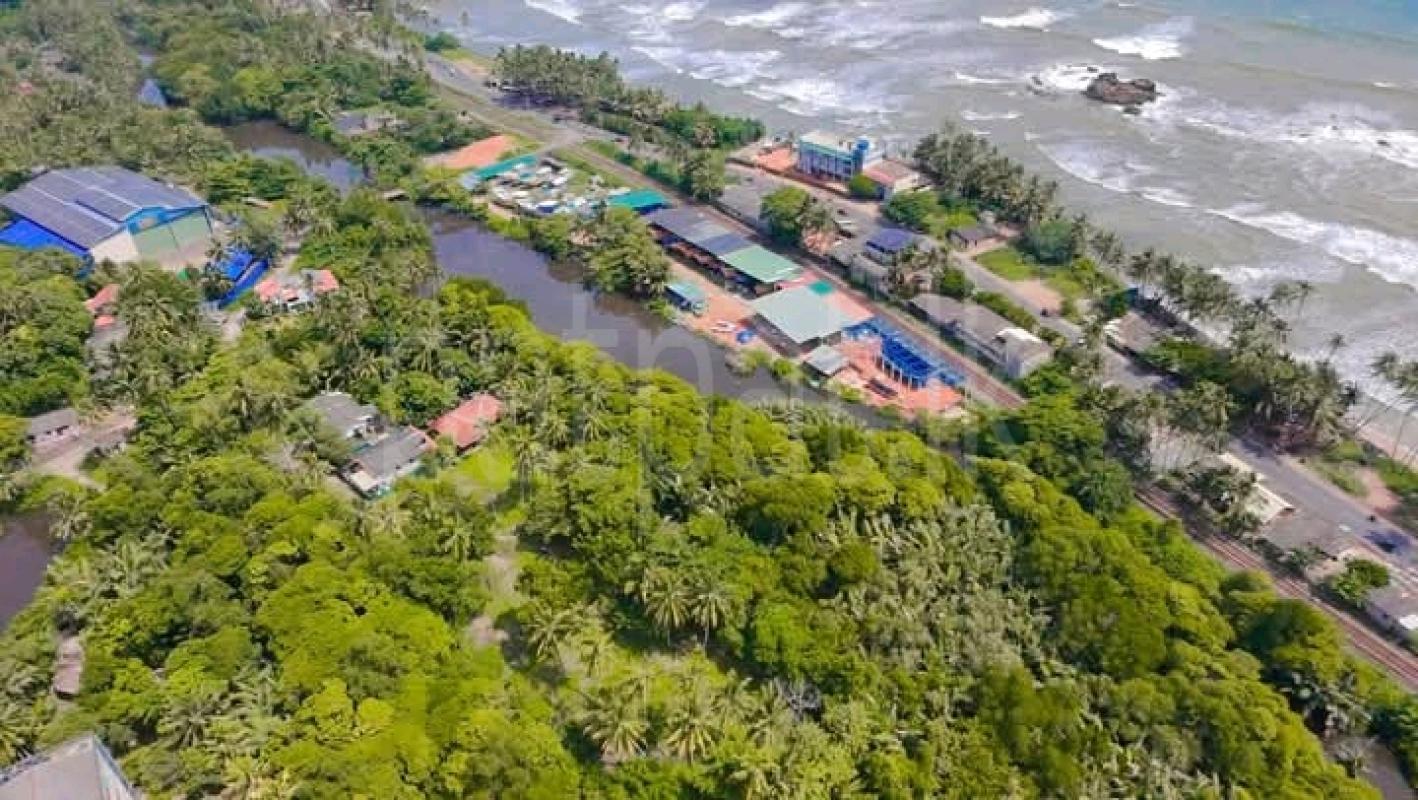 Commercial Land for Sale in Beruwala