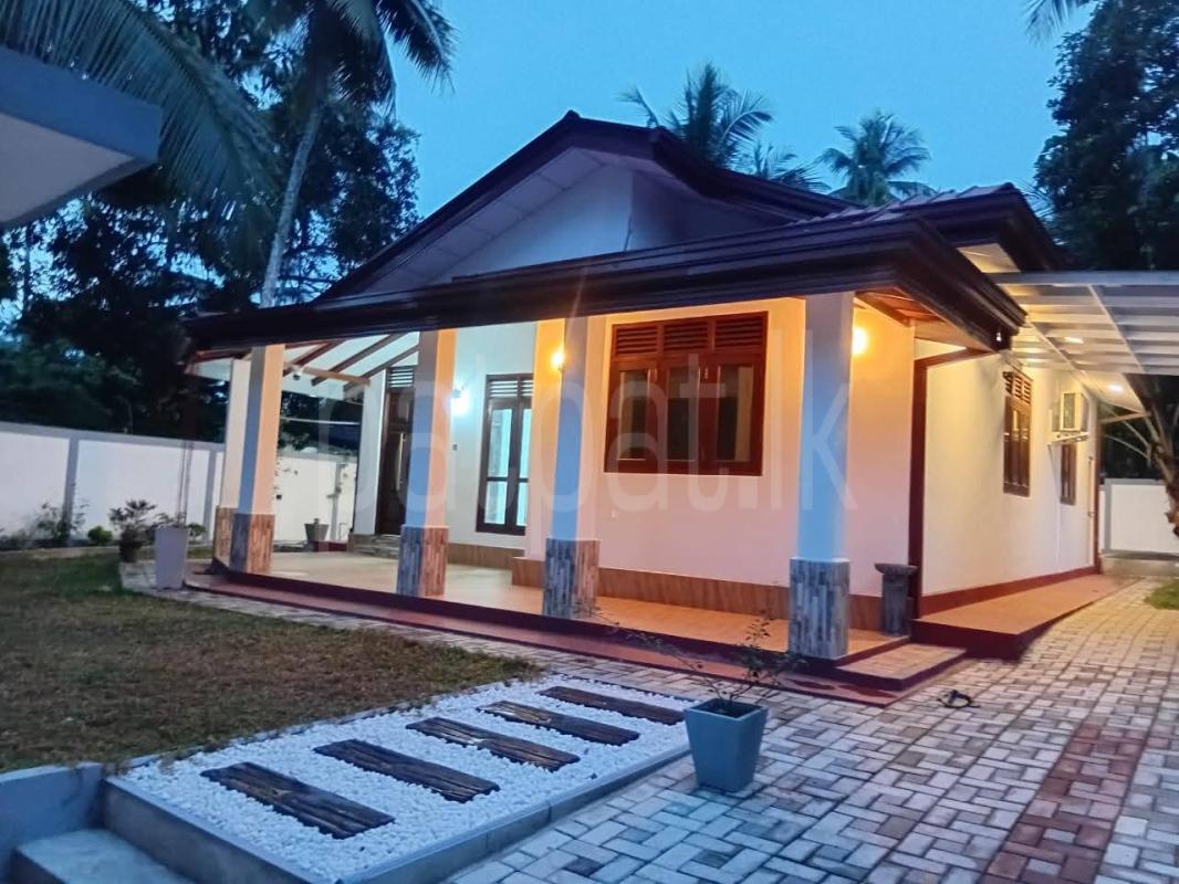 House for Sale in Naranwala