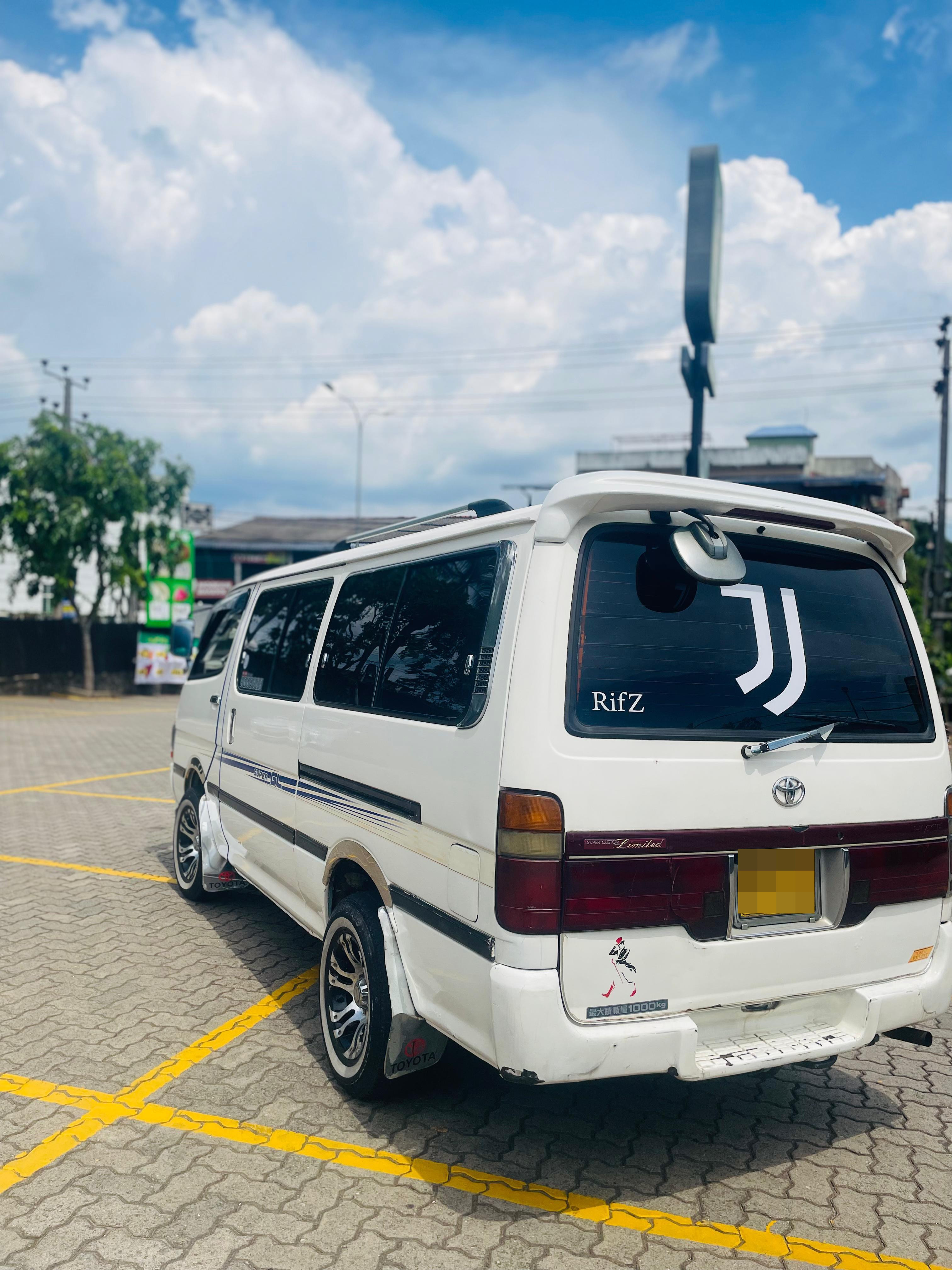 Toyota Hiace 1991 - Used Van sale in Sri Lanka - patpat.lk