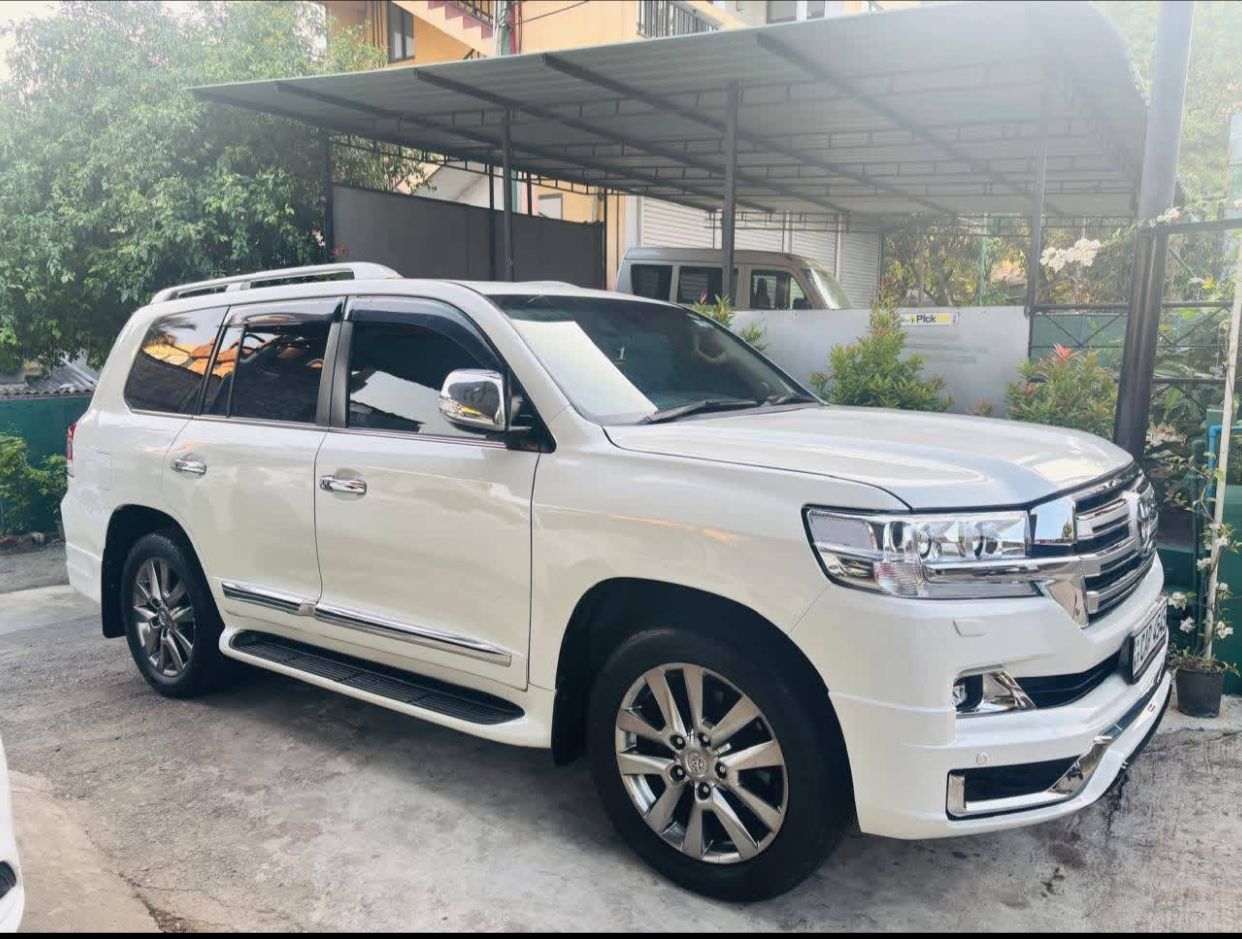 Toyota Land Cruiser 2015 - Used SUV sale in Sri Lanka - patpat.lk