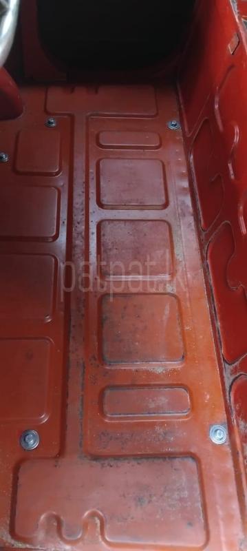 Bajaj Three Wheel 2011 - භාවිතා කරන ලද ත්‍රිරෝද රථය sale in Sri Lanka - patpat.lk