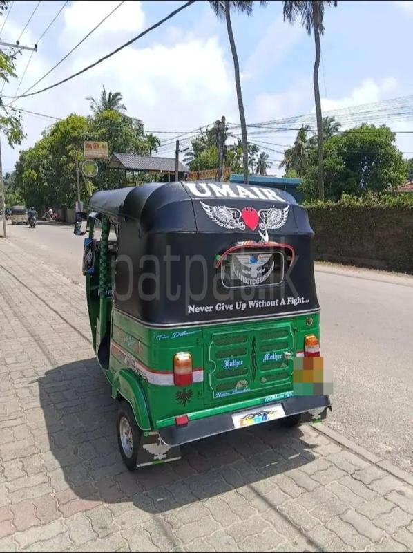 Bajaj 2 stroke 2009 - பயன்படுத்தப்பட்டது முச்சக்கர வண்டி sale in Sri Lanka - patpat.lk