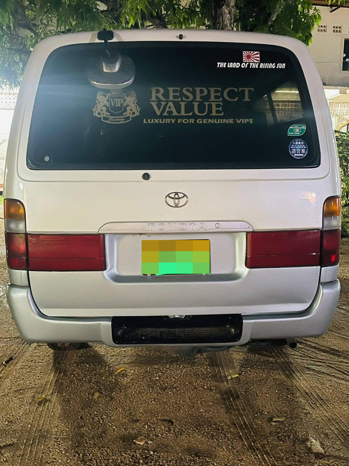 Toyota Hiace 2000 - பயன்படுத்தப்பட்டது வேன் sale in Sri Lanka - patpat.lk