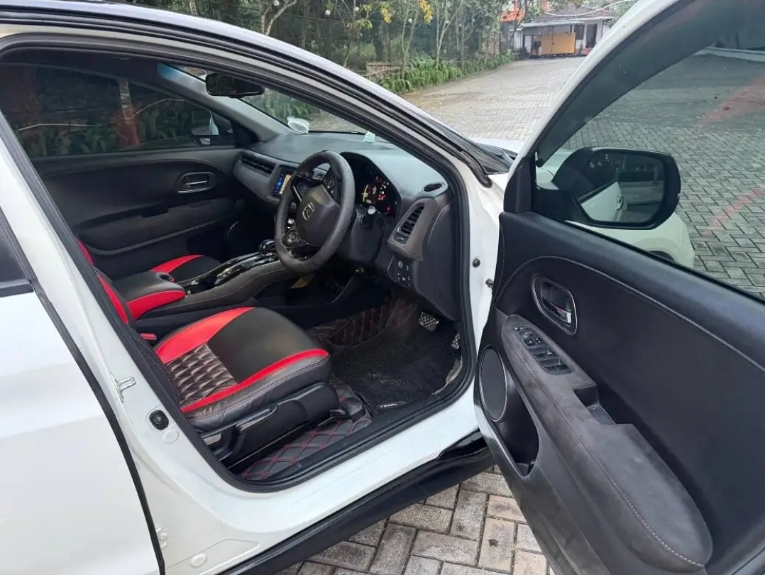 Honda Vezel 2016 - Used SUV sale in Sri Lanka - patpat.lk