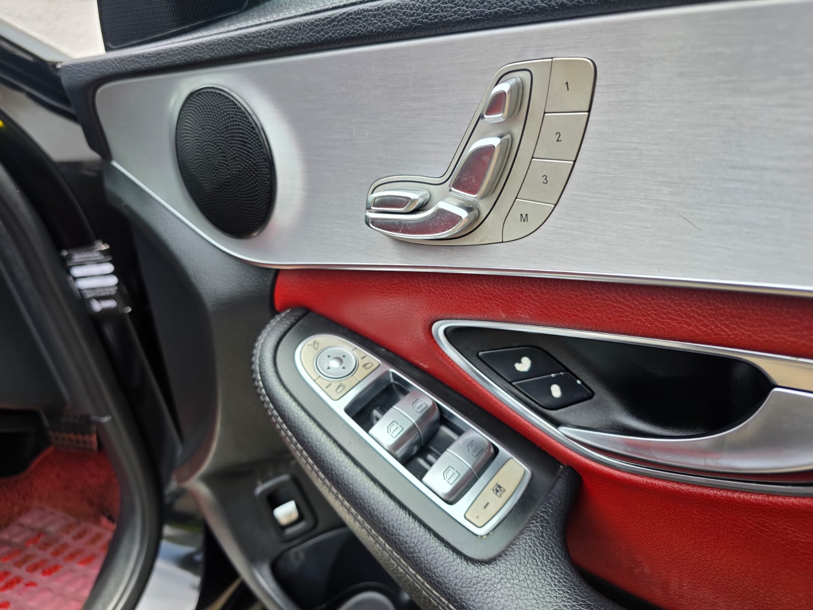 Mercedes Benz C300 2015 - Used Car sale in Sri Lanka - patpat.lk