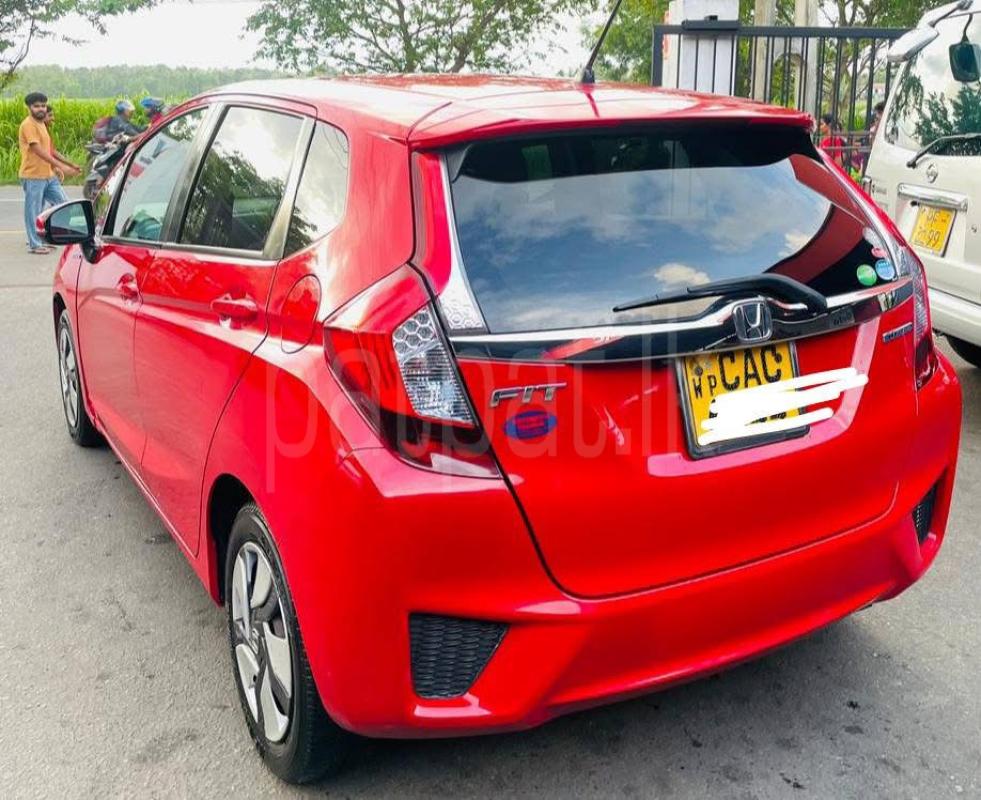Honda Fit 2014 - பயன்படுத்தப்பட்டது கார் sale in Sri Lanka - patpat.lk
