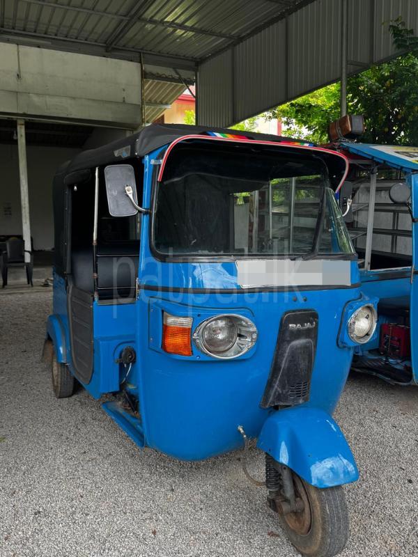 Bajaj 4 stroke 2010 - භාවිතා කරන ලද ත්‍රිරෝද රථය sale in Sri Lanka - patpat.lk