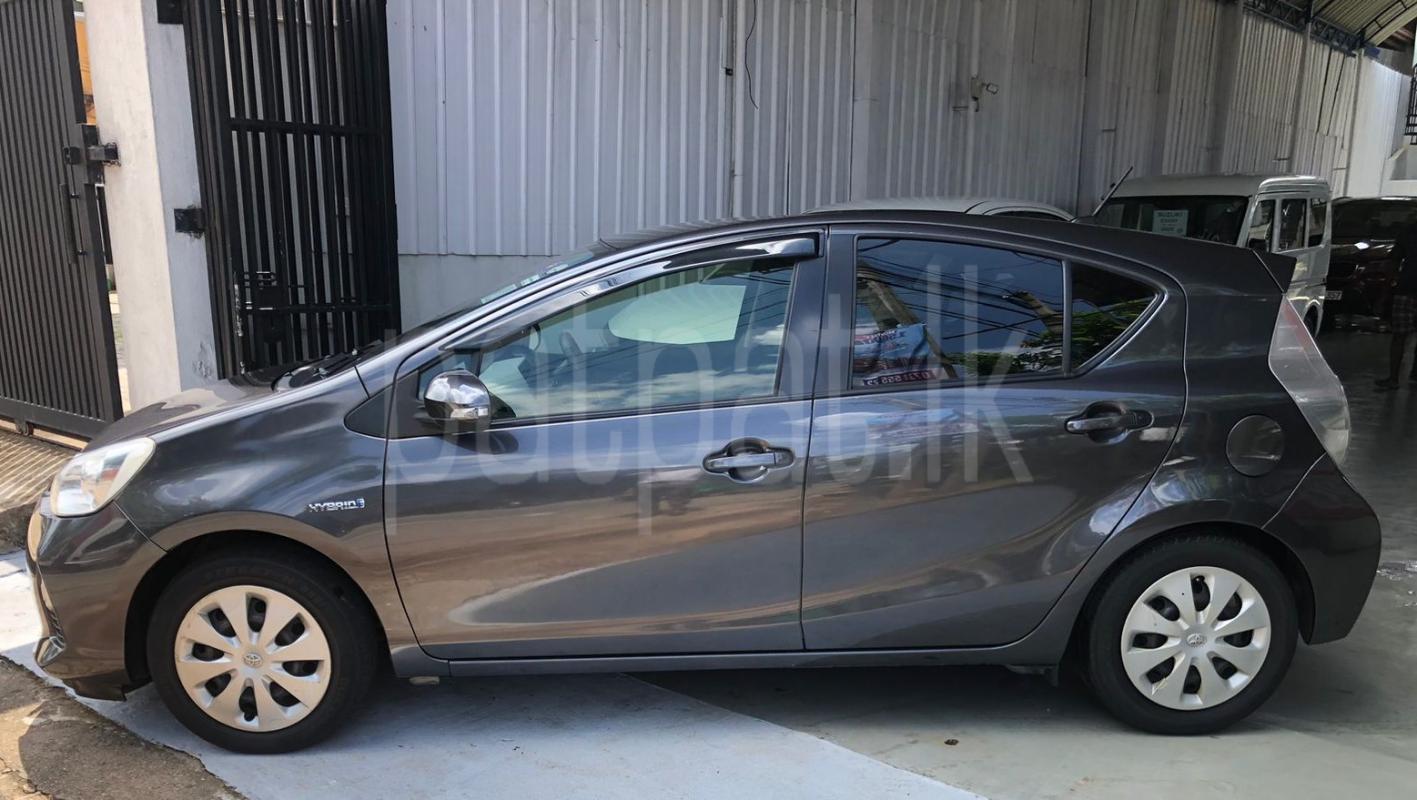 Toyota Aqua 2014 - Used Car sale in Sri Lanka - patpat.lk