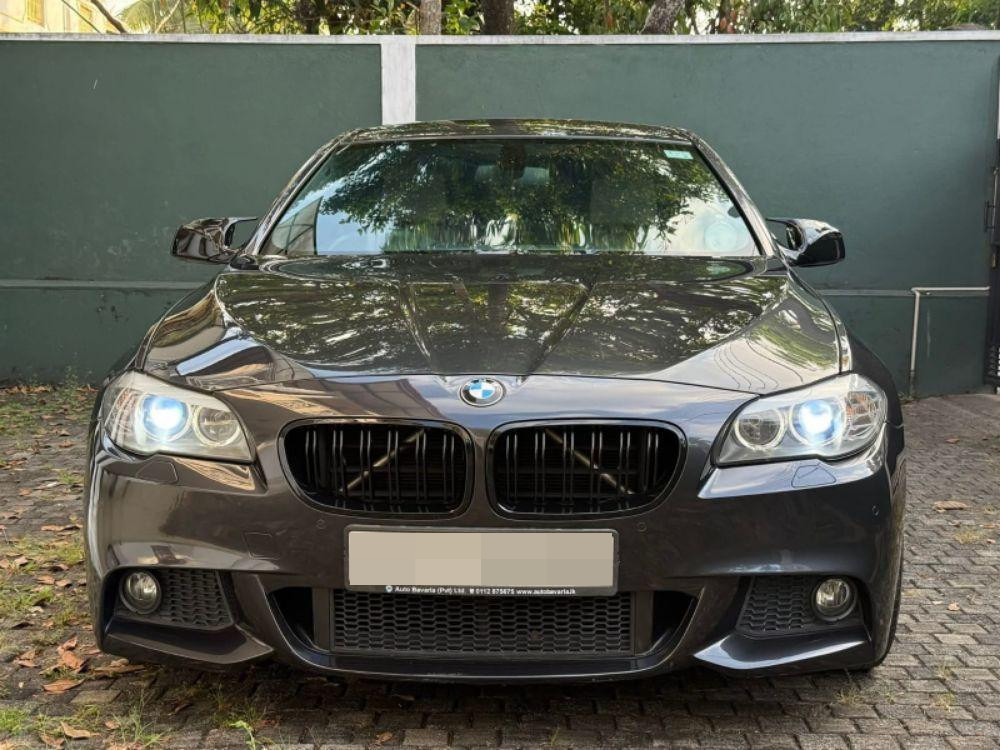 BMW M Series 2012 ads-image-1