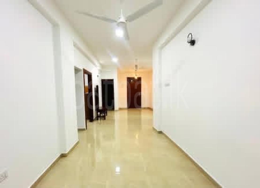 Unfurnished Apartment for Sale in Wellawatta (Colombo 06)