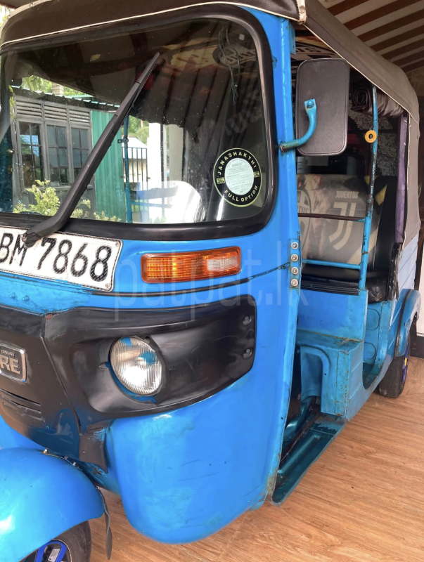 Bajaj 4 stroke 2016 - பயன்படுத்தப்பட்டது முச்சக்கர வண்டி sale in Sri Lanka - patpat.lk