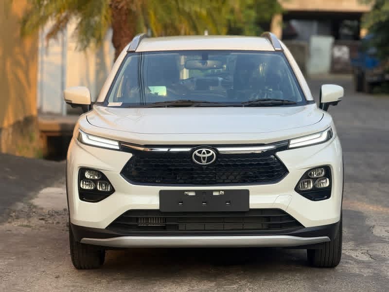 Toyota Urban Cruiser Taisor 2026 ads-image-1