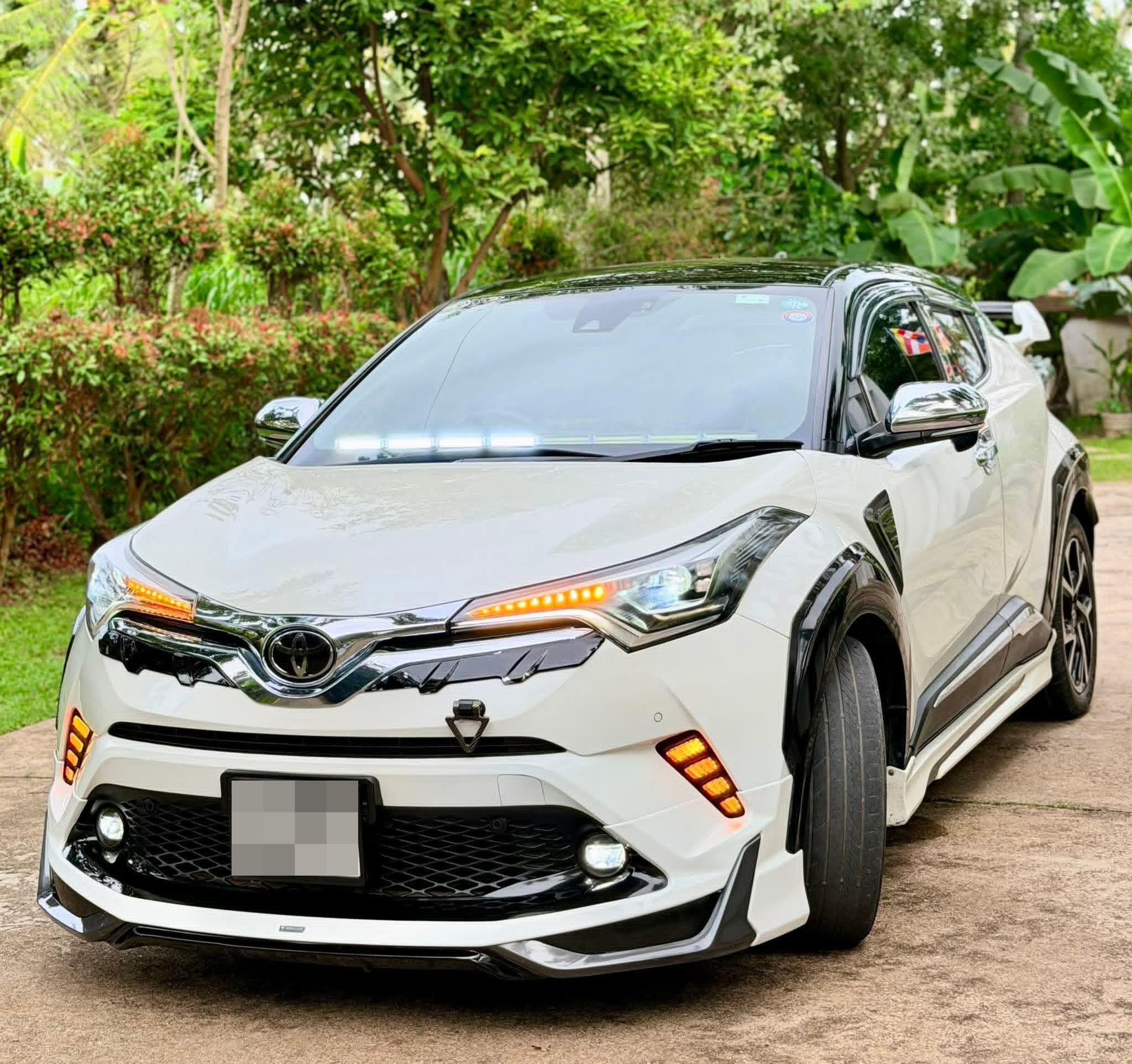Toyota CHR 2018 - Used SUV sale in Sri Lanka - patpat.lk