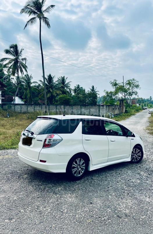 Advertisement image 3