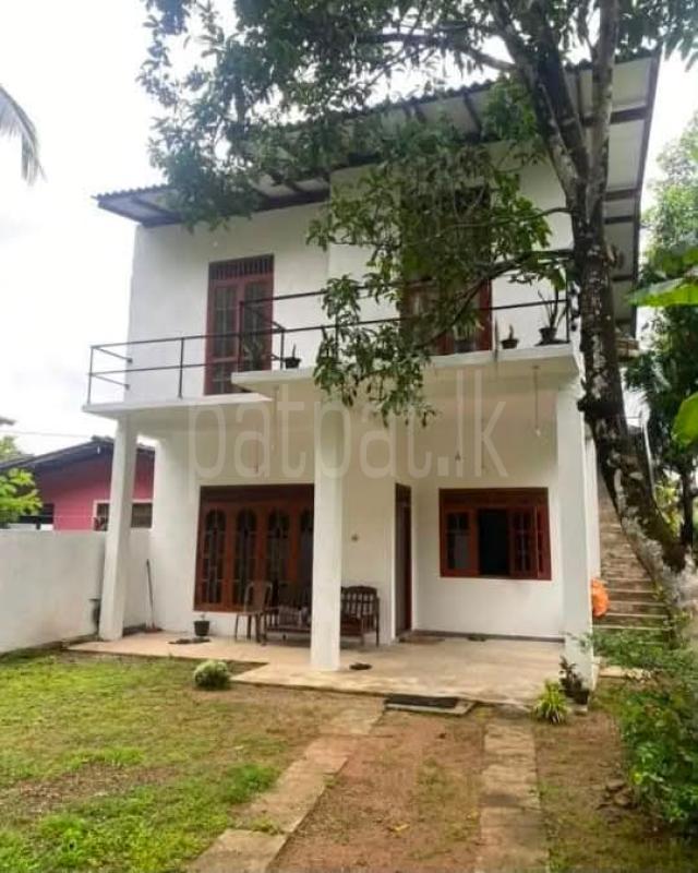 House for Sale in Athurugiriya