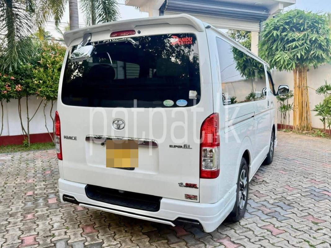 Advertisement image 3