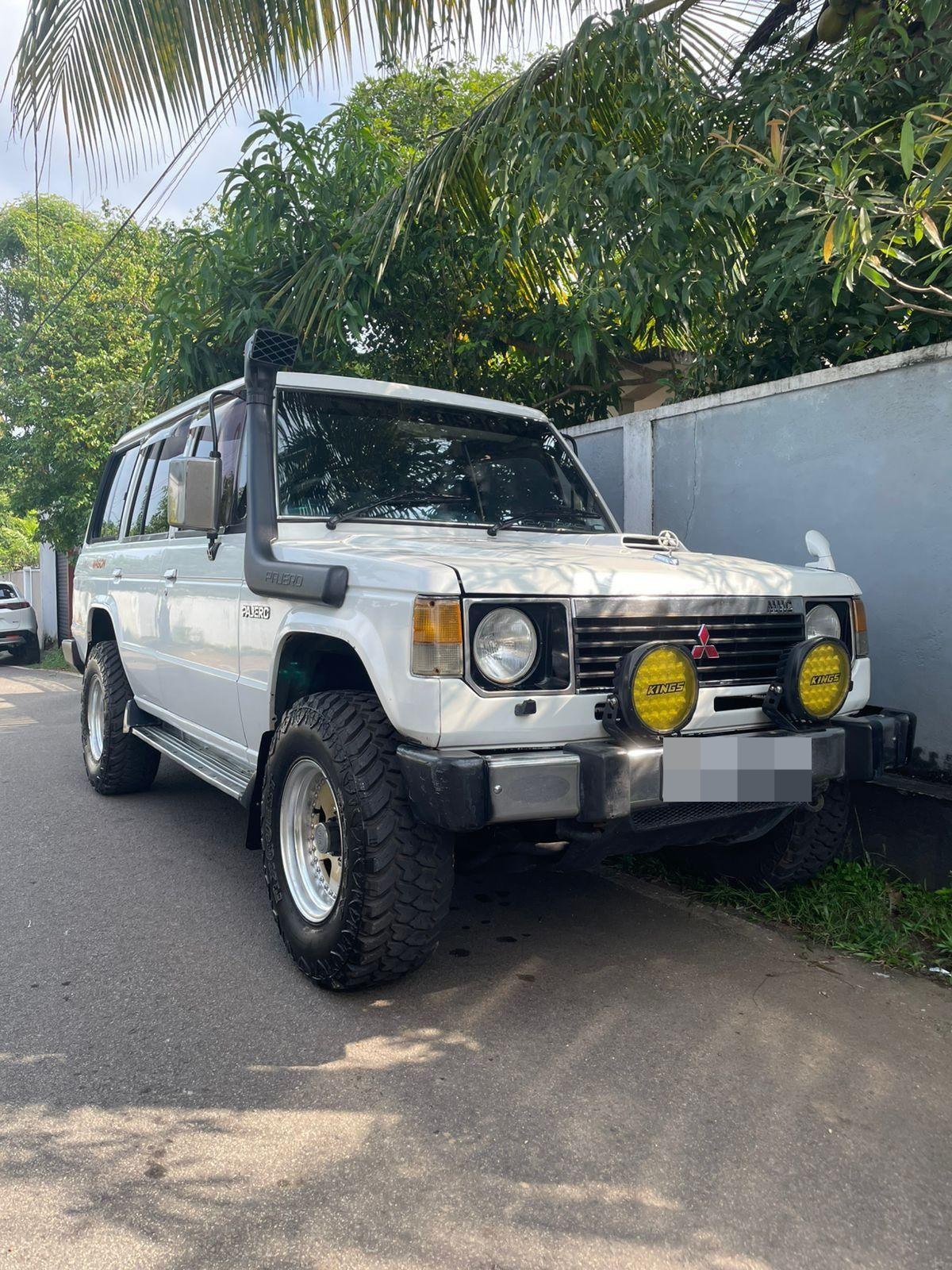 Mitsubishi Pajero 1990 - Used SUV sale in Sri Lanka - patpat.lk