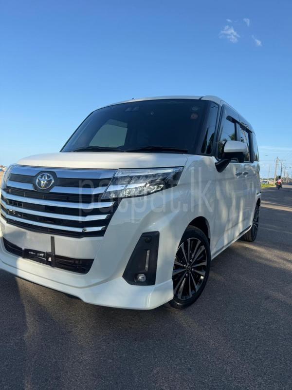 Toyota Roomy 2023 - Used Van sale in Sri Lanka - patpat.lk