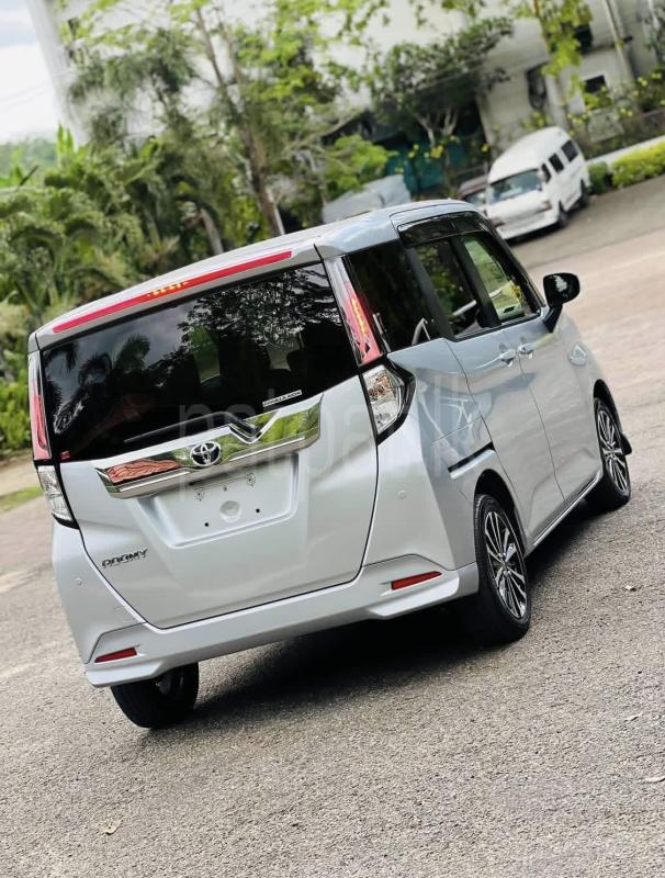Toyota Roomy 2023 - சான்றளிக்கப்பட்டது வேன் sale in Sri Lanka - patpat.lk