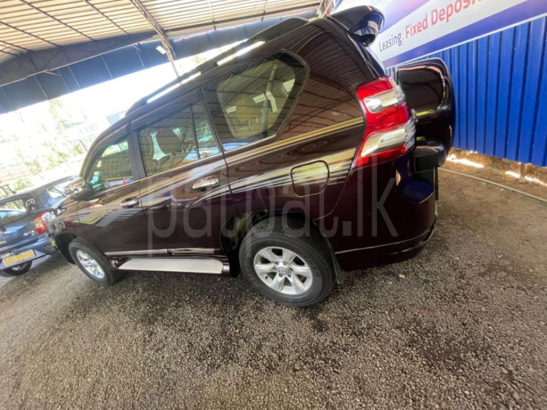 Toyota Land Cruiser Prado 2010 - Used SUV sale in Sri Lanka - patpat.lk