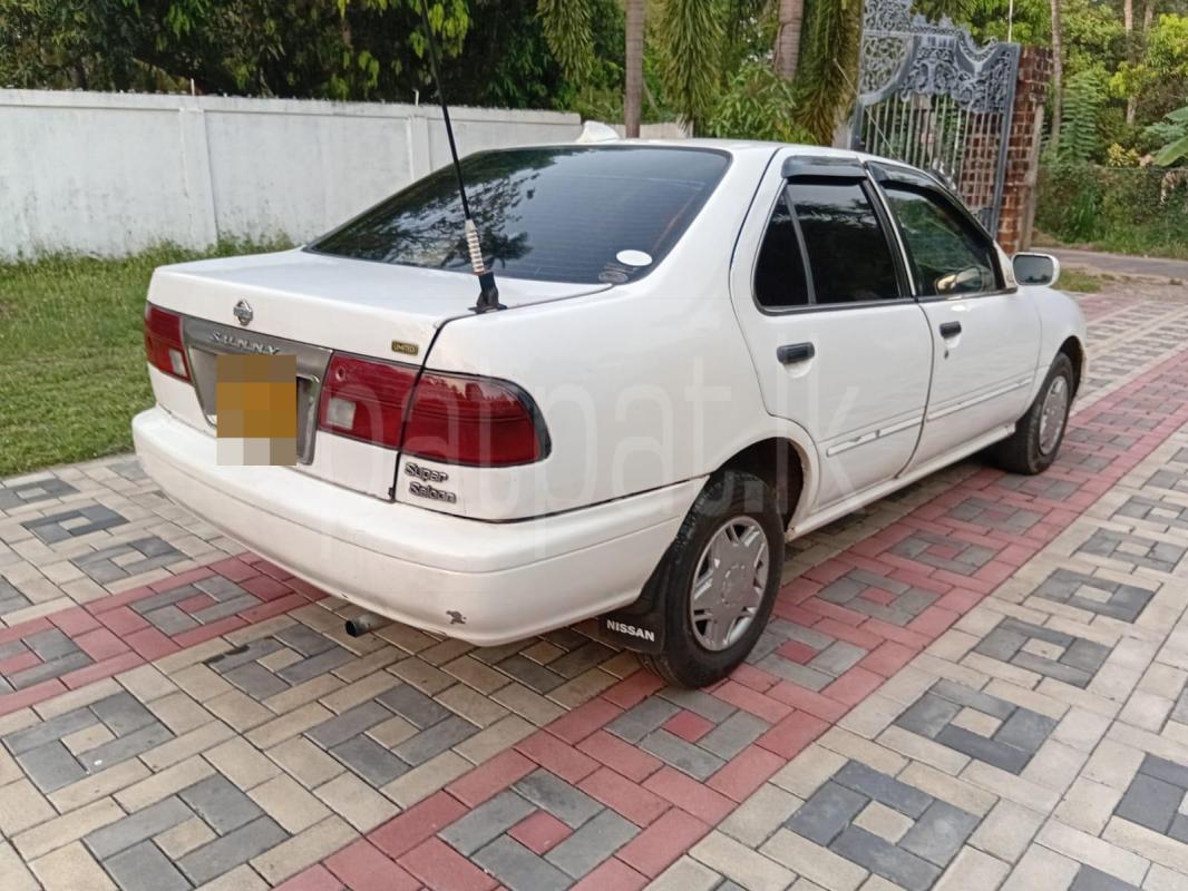 Nissan Sunny 1990 - பயன்படுத்தப்பட்டது கார் sale in Sri Lanka - patpat.lk