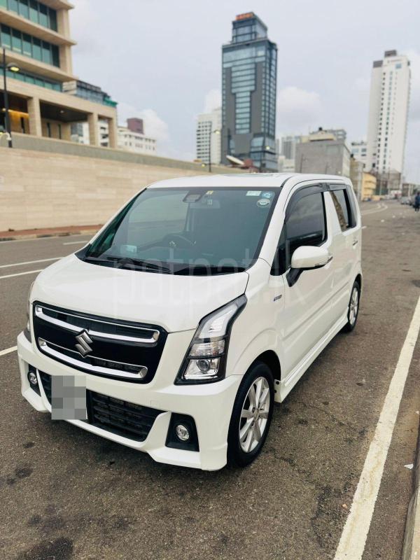 Advertisement image 1