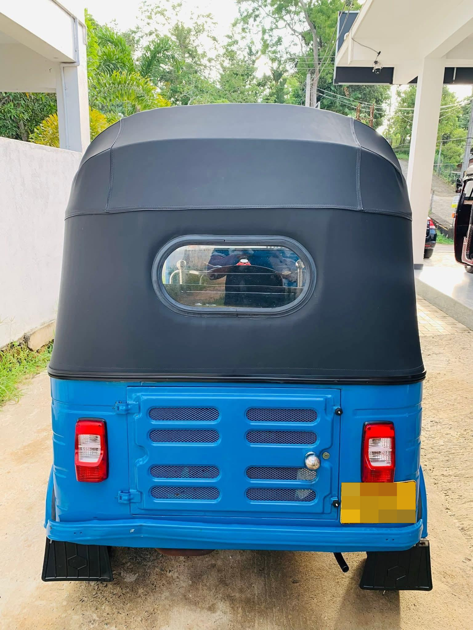 Bajaj 2 stroke 2005 - Used Three wheeler sale in Sri Lanka - patpat.lk
