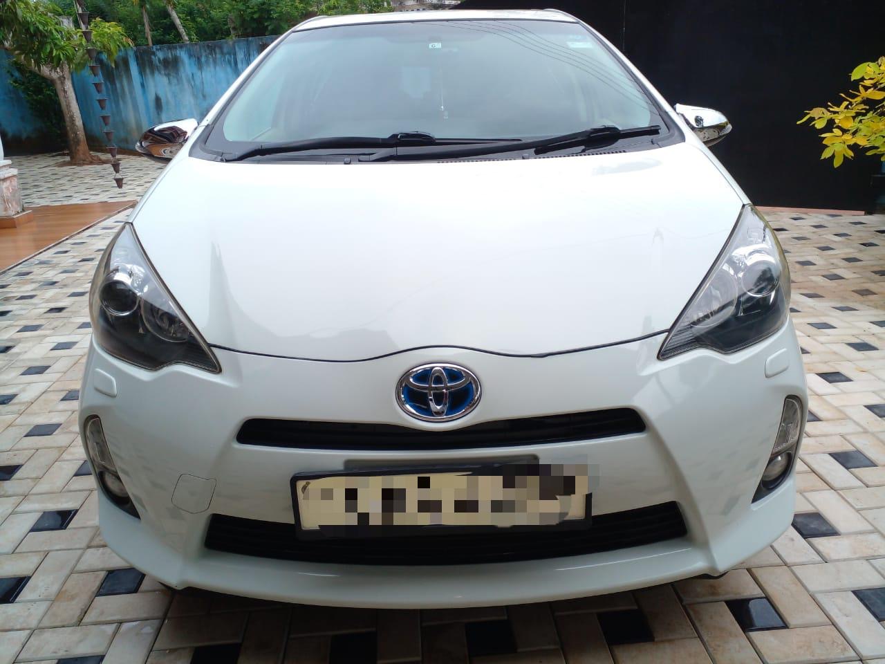 Toyota Aqua 2012 - பயன்படுத்தப்பட்டது கார் sale in Sri Lanka - patpat.lk