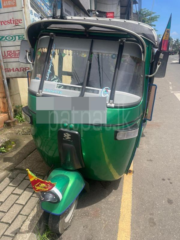 Bajaj 2 stroke 2003 - பயன்படுத்தப்பட்டது முச்சக்கர வண்டி sale in Sri Lanka - patpat.lk