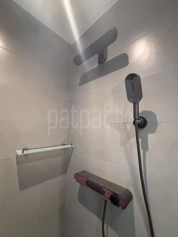 Advertisement image 8