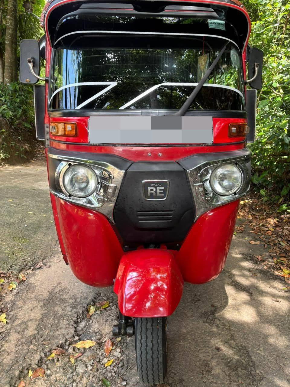 Bajaj Three Wheel 2015 - Used Three wheeler sale in Sri Lanka - patpat.lk