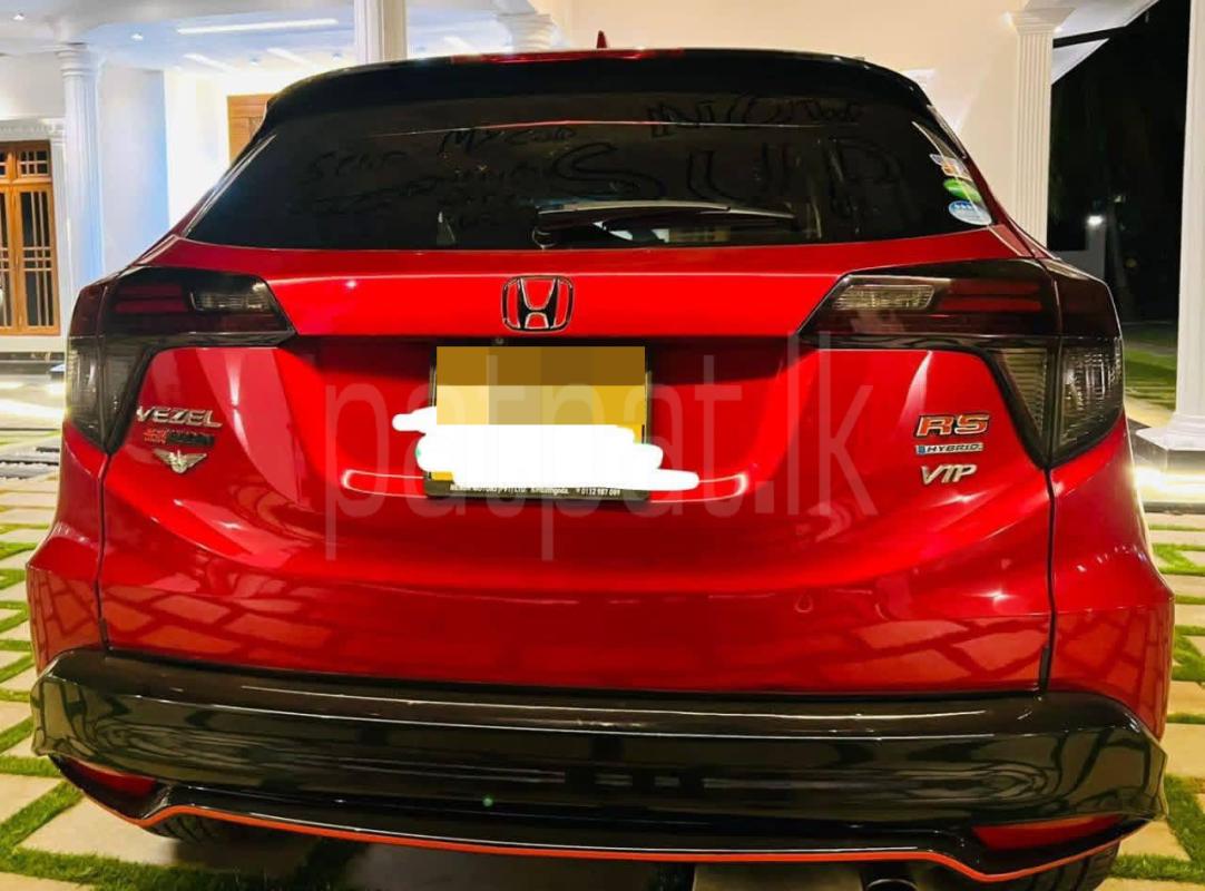 Honda Vezel 2016 - பயன்படுத்தப்பட்டது SUV sale in Sri Lanka - patpat.lk