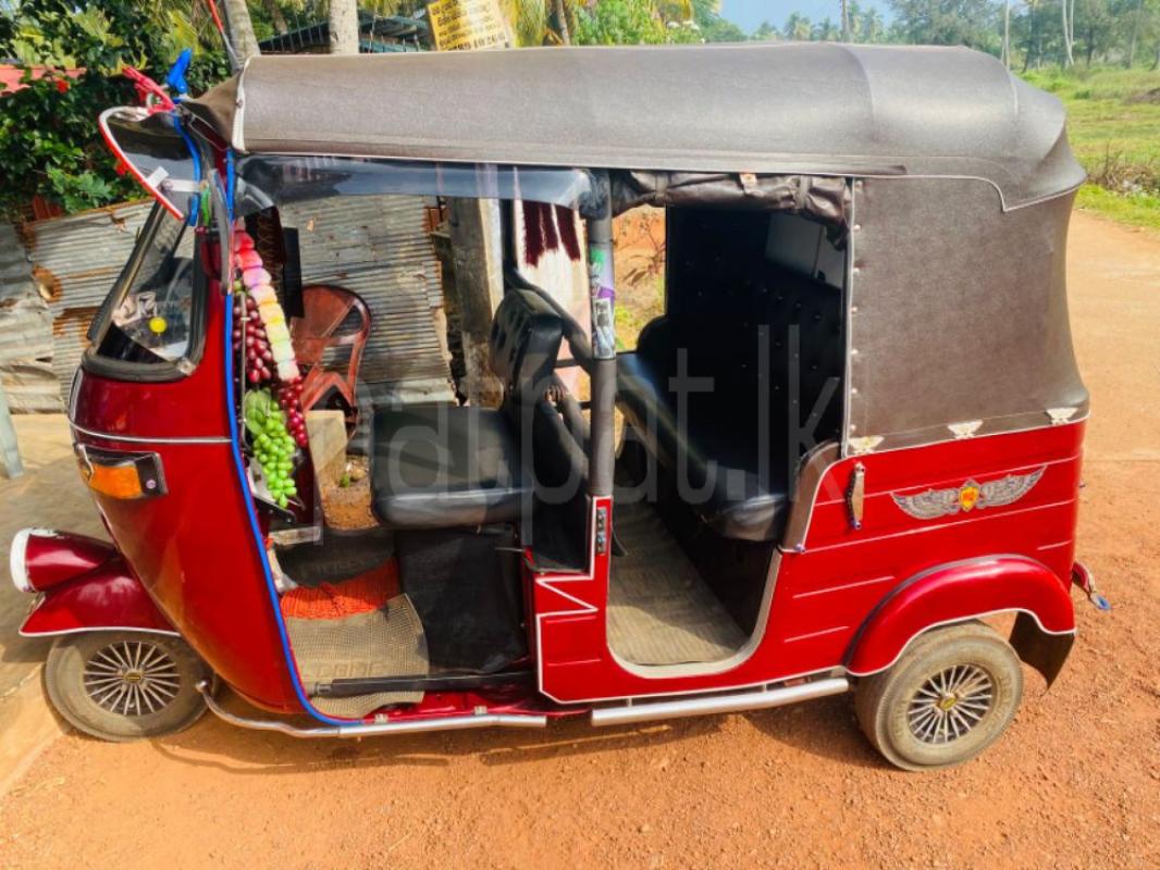 Bajaj Three Wheel 2003 - பயன்படுத்தப்பட்டது முச்சக்கர வண்டி sale in Sri Lanka - patpat.lk