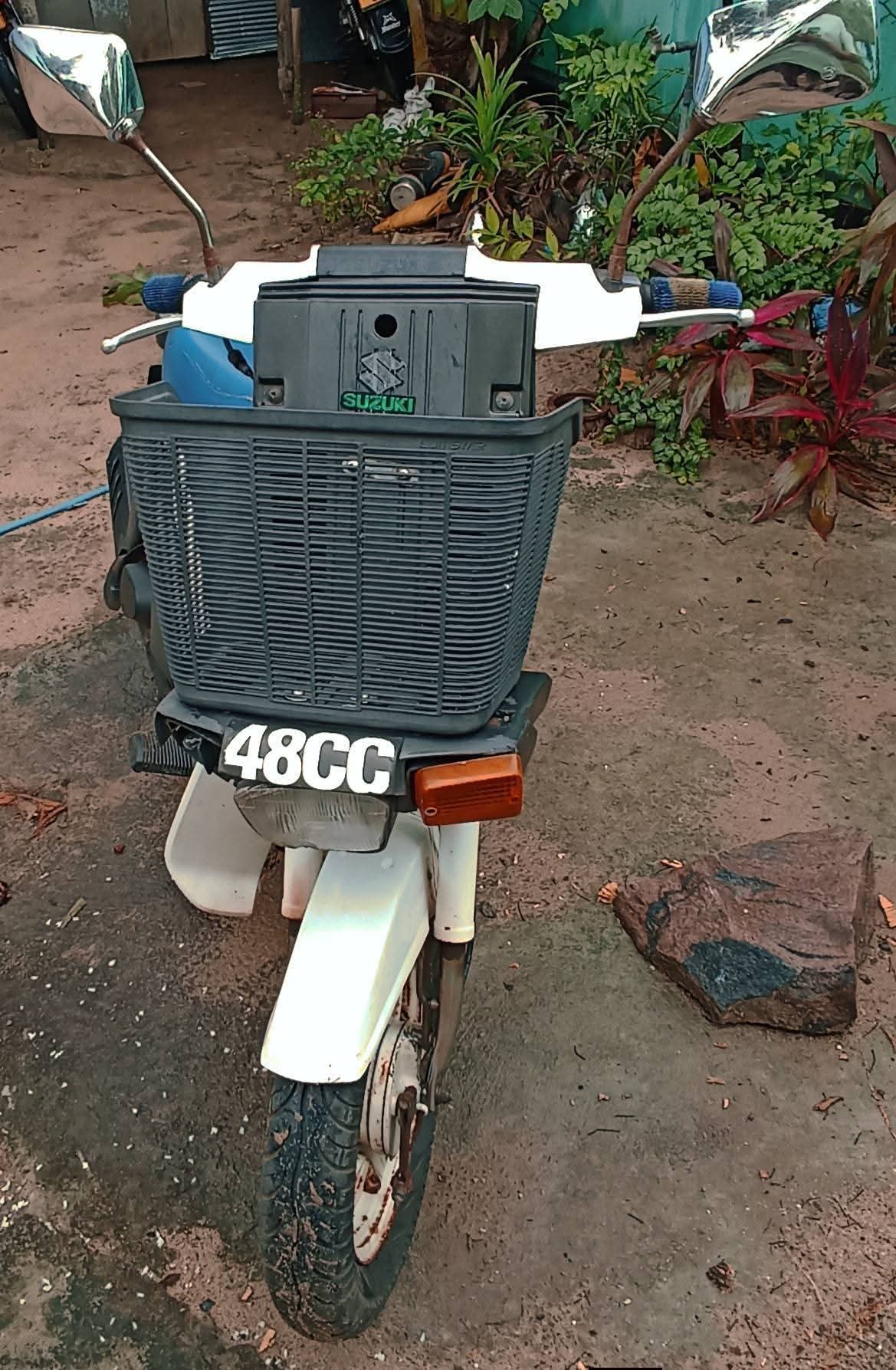Suzuki Mollet 2000 - பயன்படுத்தப்பட்டது பைக் sale in Sri Lanka - patpat.lk