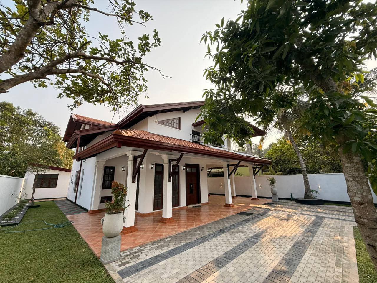 House for Sale in Minuwangoda