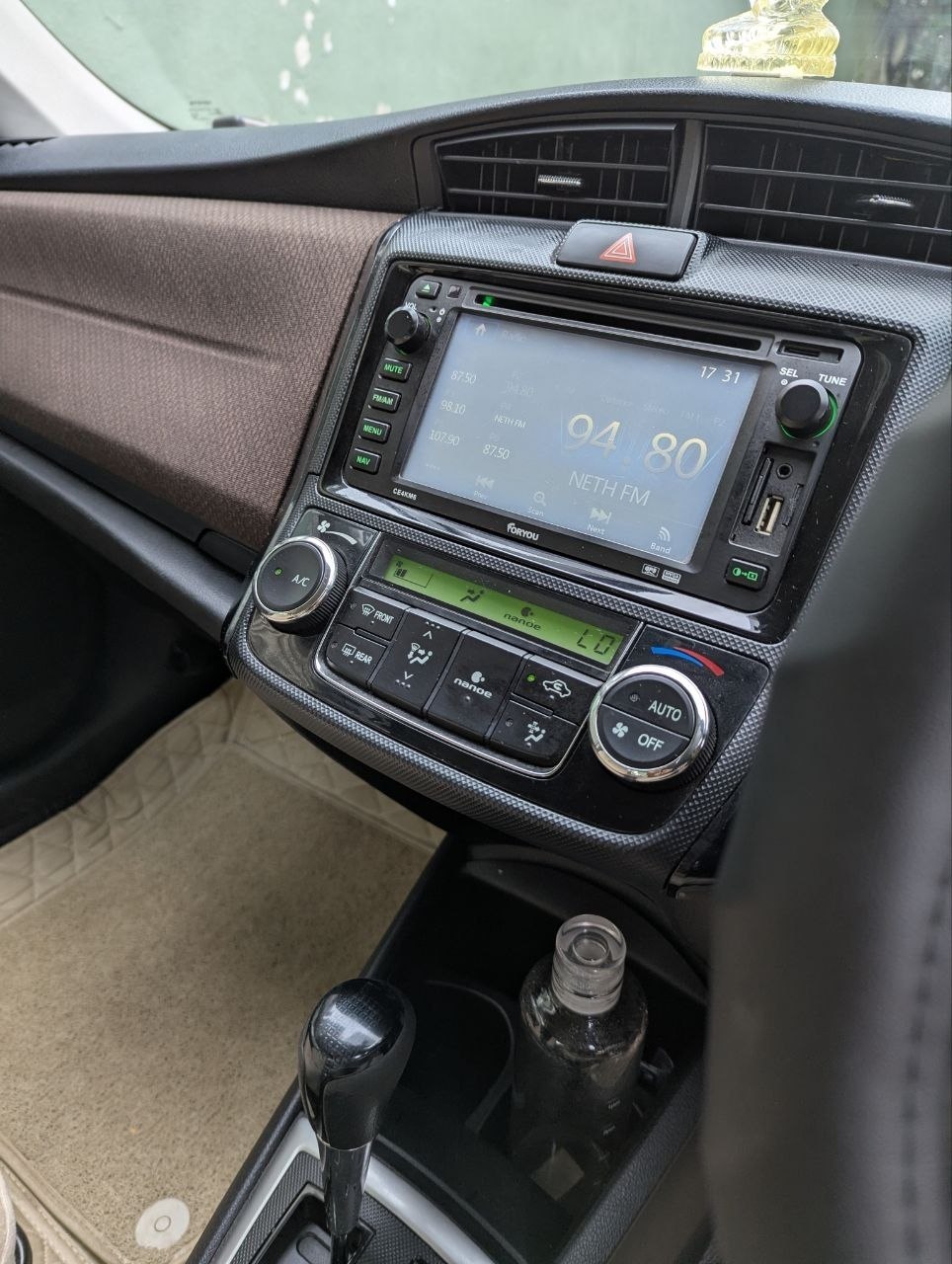 Toyota Axio 2012 - Used Car sale in Sri Lanka - patpat.lk