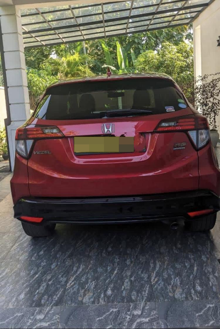 Honda Vezel 2017 - பயன்படுத்தப்பட்டது SUV sale in Sri Lanka - patpat.lk