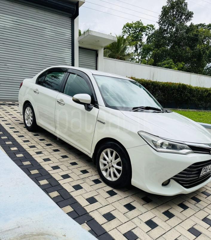 Toyota Axio 2015 - பயன்படுத்தப்பட்டது கார் sale in Sri Lanka - patpat.lk